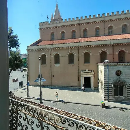 Del Duomo فندق مبيت وإفطار 4*