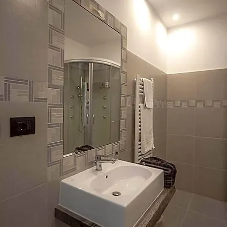 Del Duomo 4*